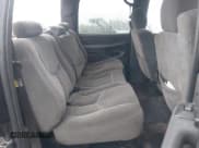 ✅ 2006 Chevrolet Silverado 2500HD LT3 • VIN: 1GCHK23D66F200054 • Лот: 42301893. Опубликован ранее на IAAI с пробегом 165 624 миль. Бесплатный доступ к архиву аукционных продаж из США и подробный отчёт об истории автомобиля на DreamBid. Изображение 8.