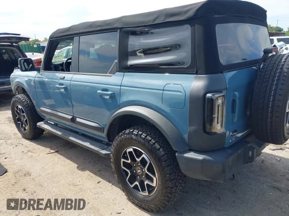 ✅ 2021 Ford Bronco • VIN: 1FMDE5BH1MLA94327 • Lot: 42908970. Listed on IAAI with Not provided. Free auction sales archive from the USA and detailed vehicle history report at DreamBid. Image 3.