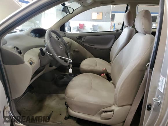 ✅ 2003 Toyota ECHO • VIN: JTDAT123730273787 • Lot: 55527625. Wystawiony na Copart z przebiegiem 162 985 mil. Bezpłatny archiwum sprzedaży aukcyjnych z USA i szczegółowy raport historii pojazdu na DreamBid. Zdjęcie 7.