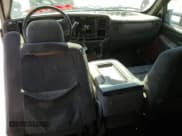 ✅ 2006 Chevrolet Silverado 2500HD Work Truck • VIN: 1GCHC23U16F159362 • Лот: 54613315. Опубликован ранее на Copart с пробегом Не указан. Бесплатный доступ к архиву аукционных продаж из США и подробный отчёт об истории автомобиля на DreamBid. Изображение 8.