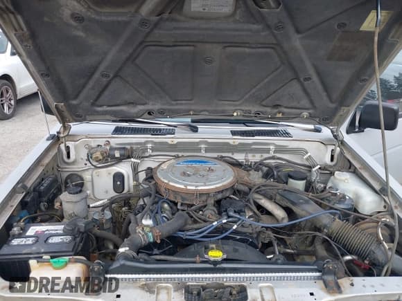 ✅ 1986 Nissan D21 • VIN: JN6HD16S0GW001451 • Lot: 42654192. Wystawiony na IAAI z przebiegiem 110 723 mil. Bezpłatny archiwum sprzedaży aukcyjnych z USA i szczegółowy raport historii pojazdu na DreamBid. Zdjęcie 10.