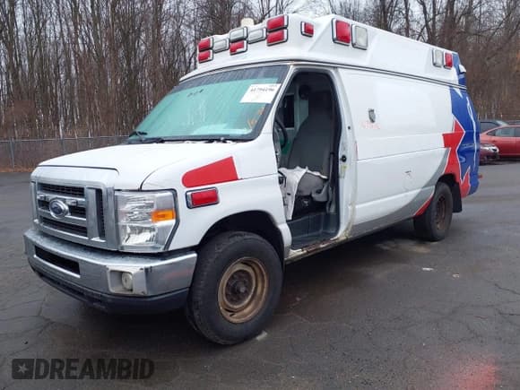 ✅ 2011 Ford E-Series Commercial • VIN: 1FDSS3ES6BDB29513 • Лот: 41794196. Опубликован ранее на IAAI с пробегом 412 434 миль. Бесплатный доступ к архиву аукционных продаж из США и подробный отчёт об истории автомобиля на DreamBid. Изображение 17.