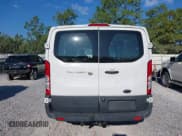 ✅ 2017 Ford Transit • VIN: 1FTYE1ZM7HKA29821 • Lot: 37636537. Wystawiony na IAAI z przebiegiem 76 804 mil. Bezpłatny archiwum sprzedaży aukcyjnych z USA i szczegółowy raport historii pojazdu na DreamBid. Zdjęcie 17.