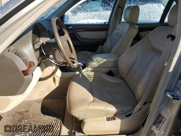 ✅ 1997 Mercedes-Benz S 320/430/500 • VIN: WDBGA51G4VA343222 • Лот: 45100385. Опубликован ранее на Copart с пробегом 155 926 миль. Бесплатный доступ к архиву аукционных продаж из США и подробный отчёт об истории автомобиля на DreamBid. Изображение 7.