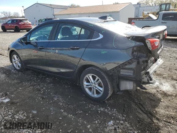 ✅ 2017 Chevrolet Cruze LT • VIN: 1G1BE5SM5H7139818 • Лот: 91826935. Опубликован ранее на Copart с пробегом 104 447 миль. Бесплатный доступ к архиву аукционных продаж из США и подробный отчёт об истории автомобиля на DreamBid. Изображение 2.