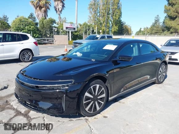 ✅ 2025 Lucid Air Pure • VIN: 50EA1PGA7SA004919 • Lot: 43257365. Wystawiony na IAAI z przebiegiem 4 900 mil. Bezpłatny archiwum sprzedaży aukcyjnych z USA i szczegółowy raport historii pojazdu na DreamBid. Zdjęcie 2.