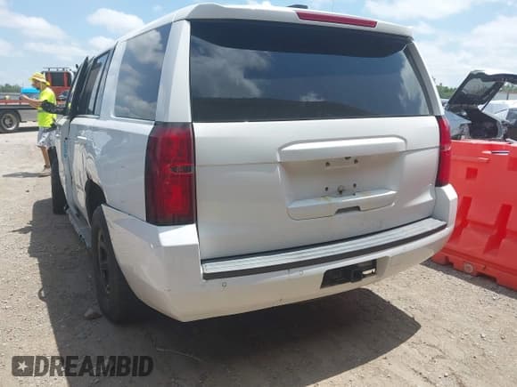 ✅ 2015 Chevrolet Tahoe Commercial • VIN: 1GNLC2EC4FR601930 • Lot: 42784289. Wystawiony na IAAI z przebiegiem 209 292 mil. Bezpłatny archiwum sprzedaży aukcyjnych z USA i szczegółowy raport historii pojazdu na DreamBid. Zdjęcie 3.