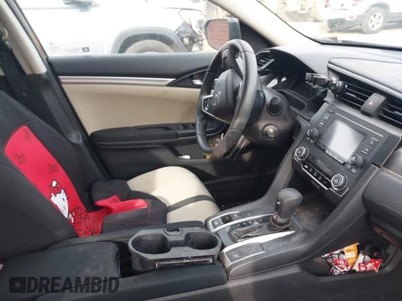 ✅ 2017 Honda Civic LX • VIN: 19XFC2F50HE074795 • Lot: 43630613. Listed on IAAI with 64,607 mi. Free auction sales archive from the USA and detailed vehicle history report at DreamBid. Image 5.