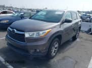 ✅ 2014 Toyota Highlander XLE • VIN: 5TDKKRFHXES034682 • Лот: 42599191. Опубликован ранее на IAAI с пробегом 157 348 миль. Бесплатный доступ к архиву аукционных продаж из США и подробный отчёт об истории автомобиля на DreamBid. Изображение 2.