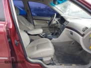 ✅ 2002 Volvo S80 • VIN: YV1TS91D421273852 • Lot: 42111058. Wystawiony na IAAI z przebiegiem Nie podano. Bezpłatny archiwum sprzedaży aukcyjnych z USA i szczegółowy raport historii pojazdu na DreamBid. Zdjęcie 5.