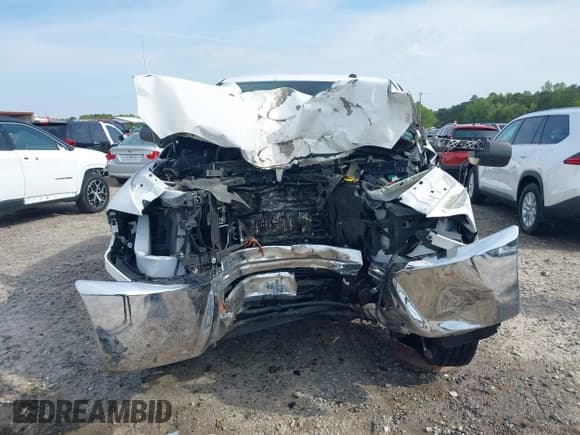 ✅ 2018 Ram 2500 Tradesman • VIN: 3C6UR5CJ3JG300872 • Lot: 42001722. Listed on IAAI with 127,543 mi. Free auction sales archive from the USA and detailed vehicle history report at DreamBid. Image 13.