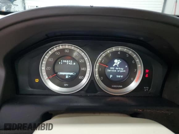 ✅ 2013 Volvo XC60 3.2L • VIN: YV4940DZ4D2367043 • Лот: 90776905. Опубликован ранее на Copart с пробегом 136 872 миль. Бесплатный доступ к архиву аукционных продаж из США и подробный отчёт об истории автомобиля на DreamBid. Изображение 9.