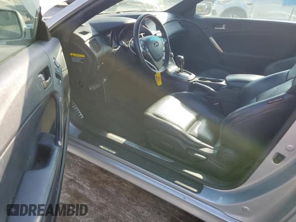 ✅ 2013 Hyundai Genesis Coupe Grand Touring • VIN: KMHHU6KJ2DU080461 • Lot: 54682945. Wystawiony na Copart z przebiegiem 89 102 mil. Bezpłatny archiwum sprzedaży aukcyjnych z USA i szczegółowy raport historii pojazdu na DreamBid. Zdjęcie 8.