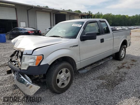 ✅ 2013 Ford F-150 XL • VIN: 1FTFX1CFXDFA10341 • Лот: 62484635. Опубликован ранее на Copart с пробегом 284 908 миль. Бесплатный доступ к архиву аукционных продаж из США и подробный отчёт об истории автомобиля на DreamBid. Изображение 1.