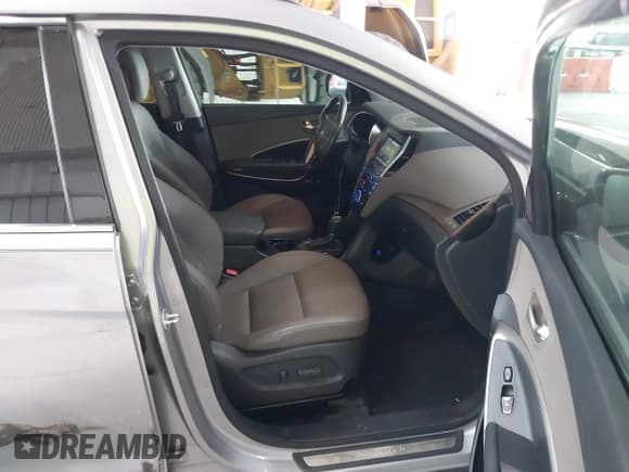 ✅ 2019 Hyundai Santa Fe Limited Ultimate • VIN: KM8SR4HF6KU302768 • Лот: 43446982. Опубликован ранее на IAAI с пробегом 96 507 миль. Бесплатный доступ к архиву аукционных продаж из США и подробный отчёт об истории автомобиля на DreamBid. Изображение 5.