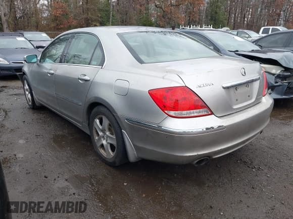 ✅ 2007 Acura RL Technology • VIN: JH4KB16607C004142 • Lot: 43727679. Wystawiony na IAAI z przebiegiem 209 707 mil. Bezpłatny archiwum sprzedaży aukcyjnych z USA i szczegółowy raport historii pojazdu na DreamBid. Zdjęcie 3.