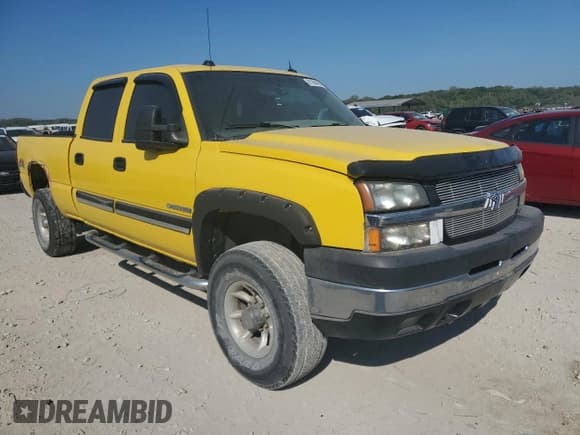 ✅ 2004 Chevrolet Silverado 2500HD LS • VIN: 1GCHK23U14F190207 • Lot: 81964065. Wystawiony na Copart z przebiegiem 150 202 mil. Bezpłatny archiwum sprzedaży aukcyjnych z USA i szczegółowy raport historii pojazdu na DreamBid. Zdjęcie 4.