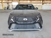 ✅ 2024 Toyota Highlander XLE • VIN: 5TDKDRAH6RS531350 • Lot: 91465485. Listed on Copart with 31,835 mi. Free auction sales archive from the USA and detailed vehicle history report at DreamBid. Image 5.