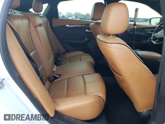 ✅ 2015 Chevrolet Impala LTZ • VIN: 1G1165S31FU124313 • Lot: 56440254. Wystawiony na Copart z przebiegiem 193 240 mil. Bezpłatny archiwum sprzedaży aukcyjnych z USA i szczegółowy raport historii pojazdu na DreamBid. Zdjęcie 10.