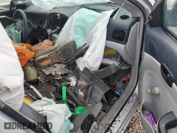 ✅ 2006 Hyundai Accent GLS • VIN: KMHCN46C26U060205 • Лот: 85433104. Опубликован ранее на Copart с пробегом Не указан. Бесплатный доступ к архиву аукционных продаж из США и подробный отчёт об истории автомобиля на DreamBid. Изображение 8.