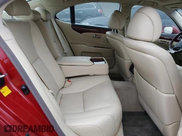 ✅ 2011 Lexus LS 460 • VIN: JTHBL5EF5B5102702 • Lot: 89477875. Listed on Copart with 249,125 mi. Free auction sales archive from the USA and detailed vehicle history report at DreamBid. Image 10.