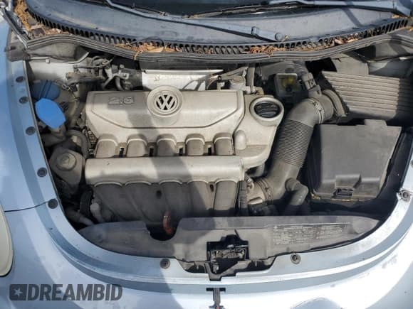 ✅ 2010 Volkswagen Beetle • VIN: 3VWPW3AG3AM013413 • Лот: 56049415. Опубликован ранее на Copart с пробегом Не указан. Бесплатный доступ к архиву аукционных продаж из США и подробный отчёт об истории автомобиля на DreamBid. Изображение 11.