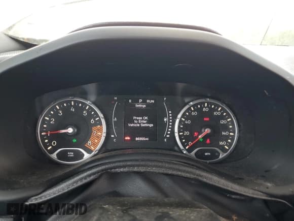 ✅ 2019 Jeep Renegade Latitude • VIN: ZACNJABB2KPK90629 • Lot: 68266175. Wystawiony na Copart z przebiegiem 86 355 mil. Bezpłatny archiwum sprzedaży aukcyjnych z USA i szczegółowy raport historii pojazdu na DreamBid. Zdjęcie 9.