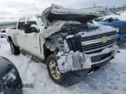 ✅ 2015 Chevrolet Silverado 2500HD LT • VIN: 1GC1KVE84FF566307 • Lot: 45923095. Wystawiony na Copart z przebiegiem 308 572 mil. Bezpłatny archiwum sprzedaży aukcyjnych z USA i szczegółowy raport historii pojazdu na DreamBid. Zdjęcie 4.