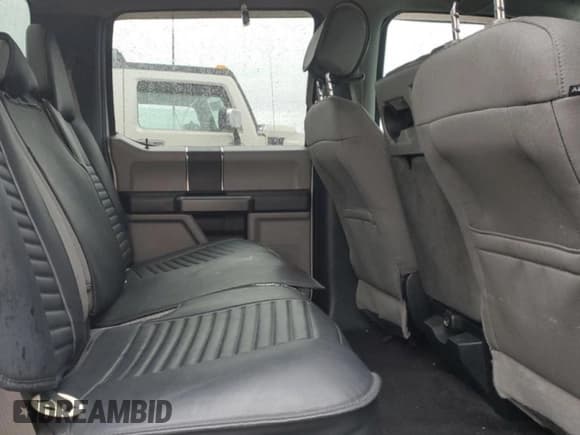 ✅ 2016 Ford F-150 XLT • VIN: 1FTEW1EF8GFC91409 • Lot: 91317075. Wystawiony na Copart z przebiegiem 188 619 mil. Bezpłatny archiwum sprzedaży aukcyjnych z USA i szczegółowy raport historii pojazdu na DreamBid. Zdjęcie 10.