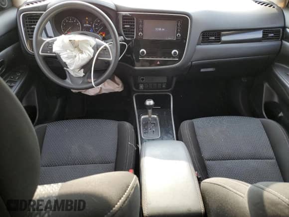 2020 Mitsubishi Outlander ES с VIN JA4AD2A35LZ032871, выставлен на аукционе Copart как лот 81751605 с пробегом 87 239 миль миль и Списание • Salvage title. История ставок и продаж доступна на DreamBid. Изображение 8.