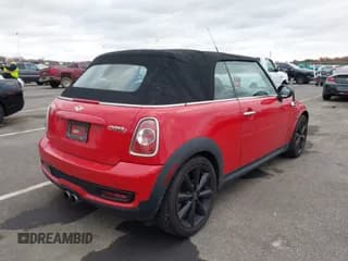 ✅ 2013 MINI Convertible S • VIN: WMWZP3C58DT297757 • Лот: 43656117. Опубликован ранее на IAAI с пробегом 109 314 миль. Бесплатный доступ к архиву аукционных продаж из США и подробный отчёт об истории автомобиля на DreamBid. Изображение 4.