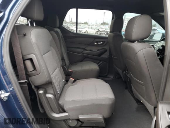 ✅ 2023 Chevrolet Traverse LT Cloth • VIN: 1GNERGKW9PJ257644 • Лот: 86489555. Опубликован ранее на Copart с пробегом 30 430 миль. Бесплатный доступ к архиву аукционных продаж из США и подробный отчёт об истории автомобиля на DreamBid. Изображение 11.