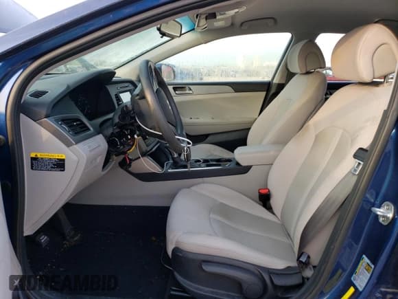 ✅ 2017 Hyundai Sonata SE • VIN: 5NPE24AF5HH595419 • Lot: 46975983. Listed on Copart with 50,369 mi. Free auction sales archive from the USA and detailed vehicle history report at DreamBid. Image 7.