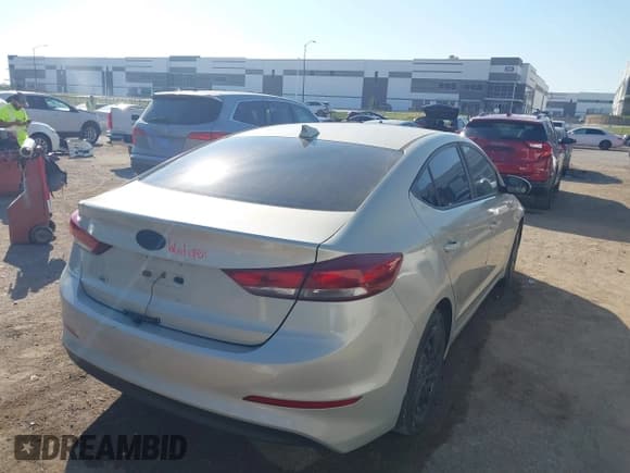 ✅ 2017 Hyundai Elantra SE • VIN: KMHD74LF4HU430070 • Lot: 43475955. Listed on IAAI with 91,894 mi. Free auction sales archive from the USA and detailed vehicle history report at DreamBid. Image 4.