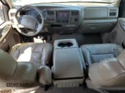 ✅ 2000 Ford Excursion Limited • VIN: 1FMNU42S6YED19493 • Лот: 60315735. Опубликован ранее на Copart с пробегом 180 337 миль. Бесплатный доступ к архиву аукционных продаж из США и подробный отчёт об истории автомобиля на DreamBid. Изображение 8.