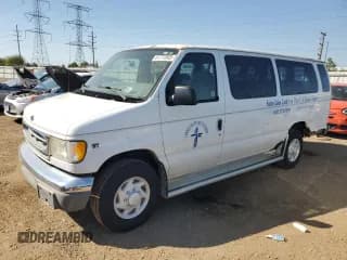 ✅ 2000 Ford Econoline Passenger XL • VIN: 1FBSS31L1YHB41433 • Lot: 81772865. Listed on Copart with 62,074 mi. Free auction sales archive from the USA and detailed vehicle history report at DreamBid. Image 1.