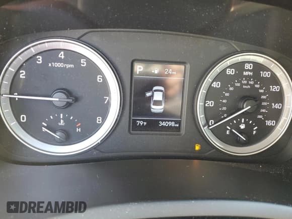 ✅ 2018 Hyundai Sonata SE • VIN: 5NPE24AF2JH615762 • Lot: 69292115. Wystawiony na Copart z przebiegiem 34 098 mil. Bezpłatny archiwum sprzedaży aukcyjnych z USA i szczegółowy raport historii pojazdu na DreamBid. Zdjęcie 9.