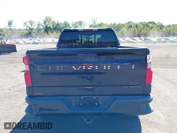✅ 2019 Chevrolet Silverado 1500 RST • VIN: 1GCRYEED0KZ365365 • Lot: 43261924. Wystawiony na IAAI z przebiegiem 70 192 mil. Bezpłatny archiwum sprzedaży aukcyjnych z USA i szczegółowy raport historii pojazdu na DreamBid. Zdjęcie 16.