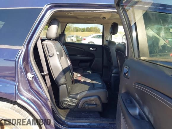 ✅ 2017 Dodge Journey Crossroad Plus • VIN: 3C4PDDGG7HT575661 • Лот: 43388783. Опубликован ранее на IAAI с пробегом 91 885 миль. Бесплатный доступ к архиву аукционных продаж из США и подробный отчёт об истории автомобиля на DreamBid. Изображение 8.