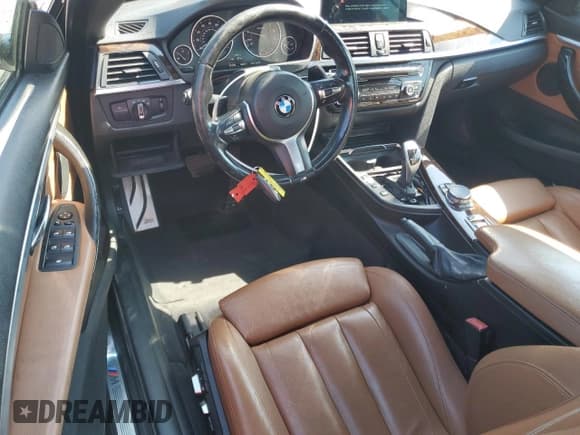 ✅ 2016 BMW 4 Series 428i xDrive • VIN: WBA3T1C53GP822100 • Лот: 82092755. Опубликован ранее на Copart с пробегом 87 006 миль. Бесплатный доступ к архиву аукционных продаж из США и подробный отчёт об истории автомобиля на DreamBid. Изображение 8.