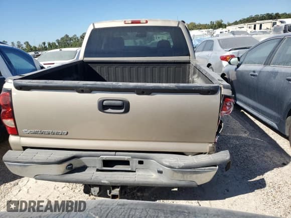 ✅ 2006 Chevrolet Silverado 1500 LT1 • VIN: 2GCEK13T161124187 • Лот: 76162864. Опубликован ранее на Copart с пробегом 238 791 миль. Бесплатный доступ к архиву аукционных продаж из США и подробный отчёт об истории автомобиля на DreamBid. Изображение 6.