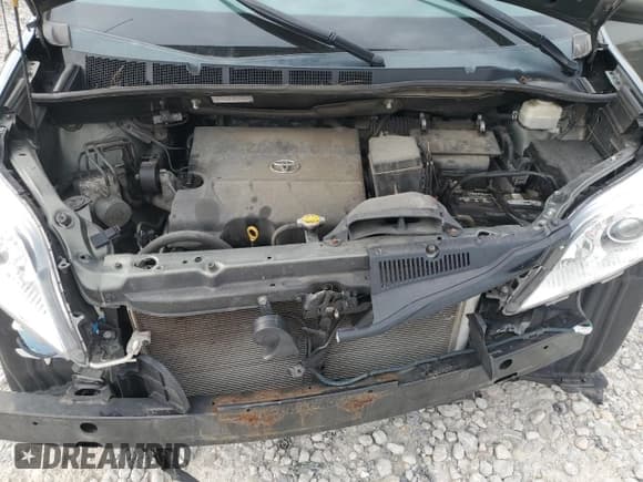 ✅ 2013 Toyota Sienna LE AAS • VIN: 5TDKK3DC8DS338936 • Lot: 60085845. Listed on Copart with 152,858 mi. Free auction sales archive from the USA and detailed vehicle history report at DreamBid. Image 12.