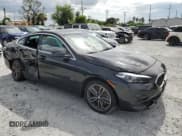 ✅ 2024 BMW 2 Series 228i xDrive • VIN: WBA73AK06R7N18804 • Лот: 71298885. Опубликован ранее на Copart с пробегом 28 557 миль. Бесплатный доступ к архиву аукционных продаж из США и подробный отчёт об истории автомобиля на DreamBid. Изображение 4.