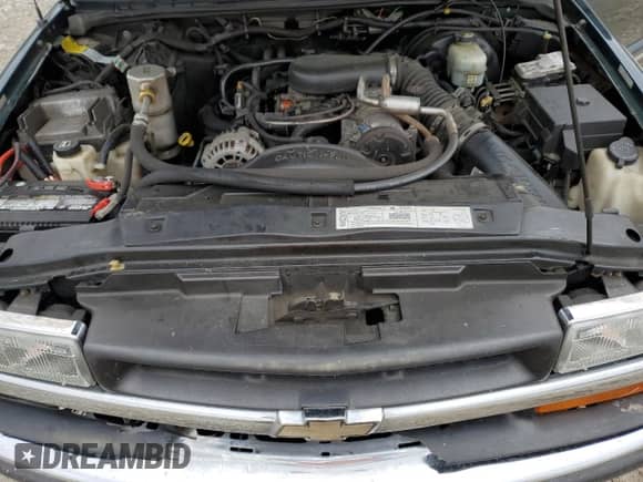 2001 Chevrolet Blazer LS с VIN 1GNCS13W91K254624, выставлен на аукционе Copart как лот 80281444 с пробегом 189 843 миль миль и Списание • Salvage title. История ставок и продаж доступна на DreamBid. Изображение 14.