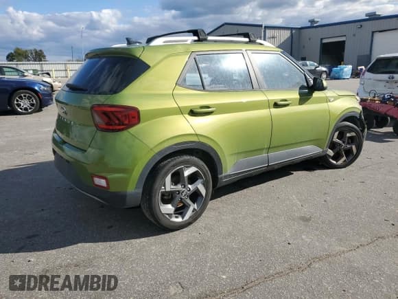 ✅ 2021 Hyundai Venue SEL • VIN: KMHRC8A39MU073092 • Lot: 76477964. Listed on Copart with 99,327 mi. Free auction sales archive from the USA and detailed vehicle history report at DreamBid. Image 3.