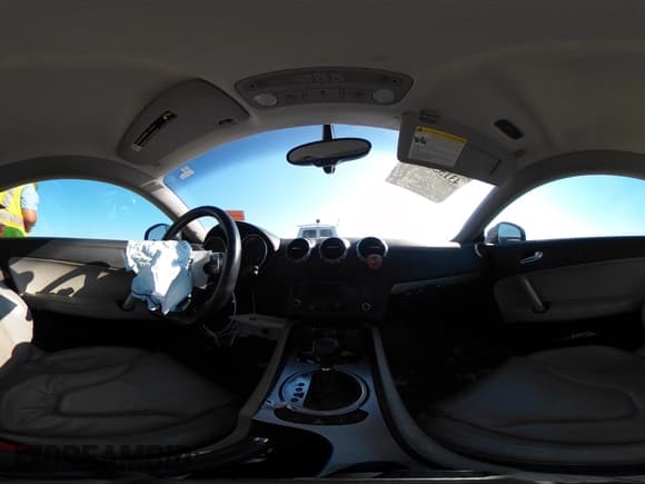 ✅ 2008 Audi TT 2.0T • VIN: TRUAF38J481011600 • Lot: 43153883. Wystawiony na IAAI z przebiegiem Nie podano. Bezpłatny archiwum sprzedaży aukcyjnych z USA i szczegółowy raport historii pojazdu na DreamBid. Zdjęcie 22.