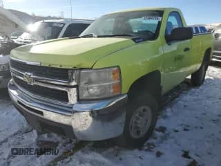 ✅ 2008 Chevrolet Silverado 2500HD Work Truck • VIN: 1GCHK24K18E143820 • Лот: 42484755. Опубликован ранее на Copart с пробегом 82 035 миль. Бесплатный доступ к архиву аукционных продаж из США и подробный отчёт об истории автомобиля на DreamBid. Изображение 1.