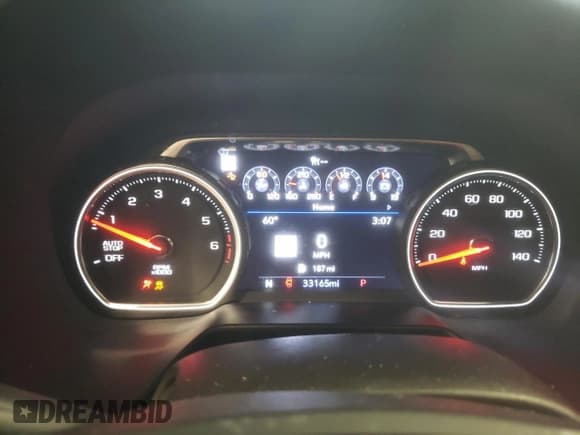 ✅ 2021 Chevrolet Suburban Premier • VIN: 1GNSCFKD2MR318276 • Lot: 37848743. Wystawiony na Copart z przebiegiem 33 165 mil. Bezpłatny archiwum sprzedaży aukcyjnych z USA i szczegółowy raport historii pojazdu na DreamBid. Zdjęcie 9.