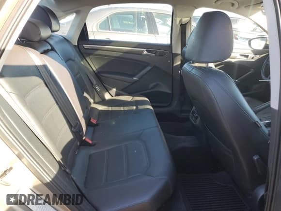 ✅ 2016 Volkswagen Passat SE • VIN: 1VWBT7A31GC033726 • Lot: 92528285. Listed on Copart with 128,098 mi. Free auction sales archive from the USA and detailed vehicle history report at DreamBid. Image 10.