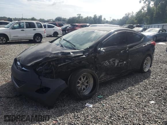 ✅ 2013 Hyundai Elantra GLS • VIN: KMHDH4AE1DU891017 • Lot: 82001135. Listed on Copart with 145,126 mi. Free auction sales archive from the USA and detailed vehicle history report at DreamBid. Image 1.